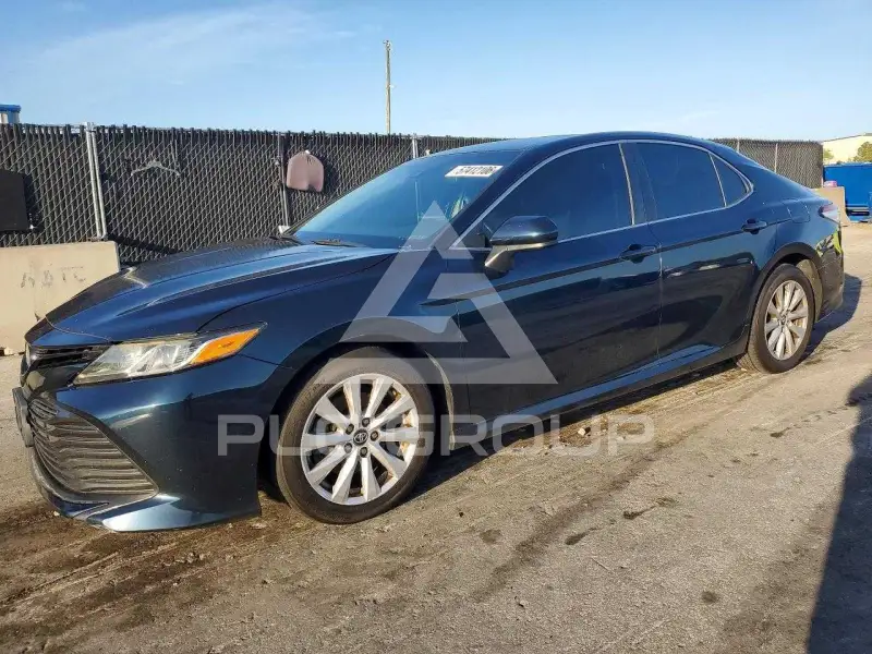 2018 Toyota CAMRY фото