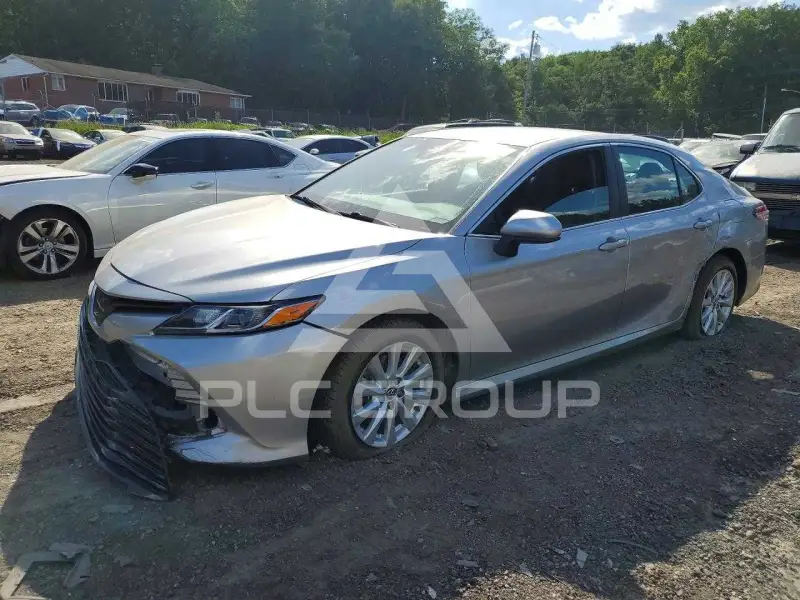 2018 Toyota CAMRY фото