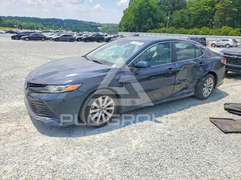 2018 Toyota CAMRY фото