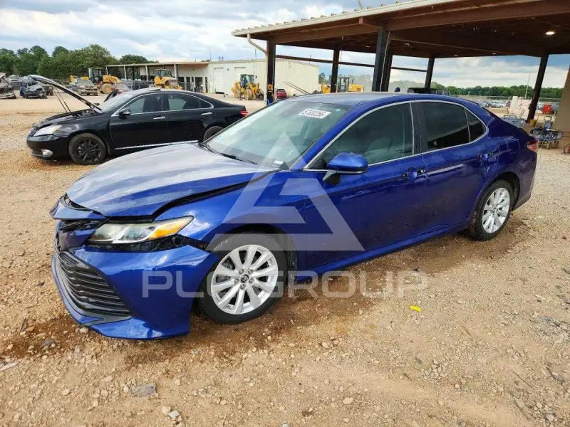 2018 Toyota CAMRY фото
