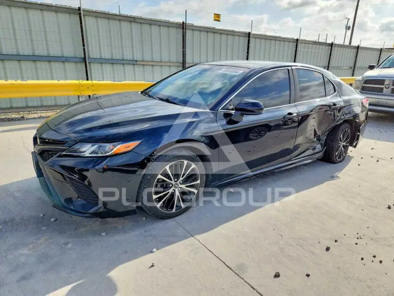 2018 Toyota CAMRY фото