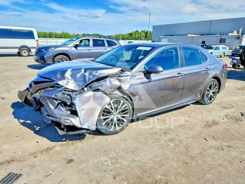 2018 Toyota CAMRY фото