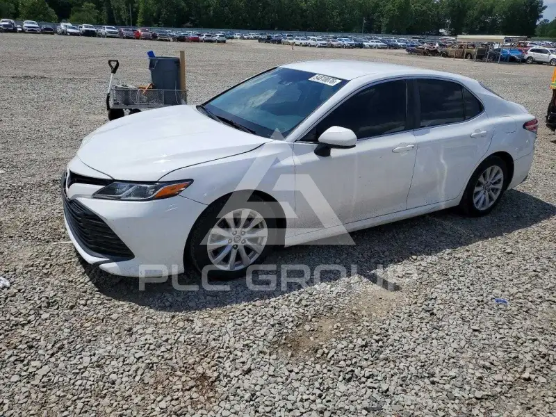 2018 Toyota CAMRY фото