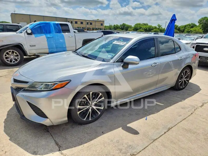 2018 Toyota CAMRY фото