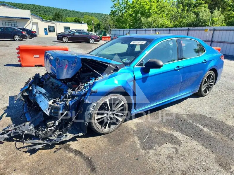 2018 Toyota CAMRY photo