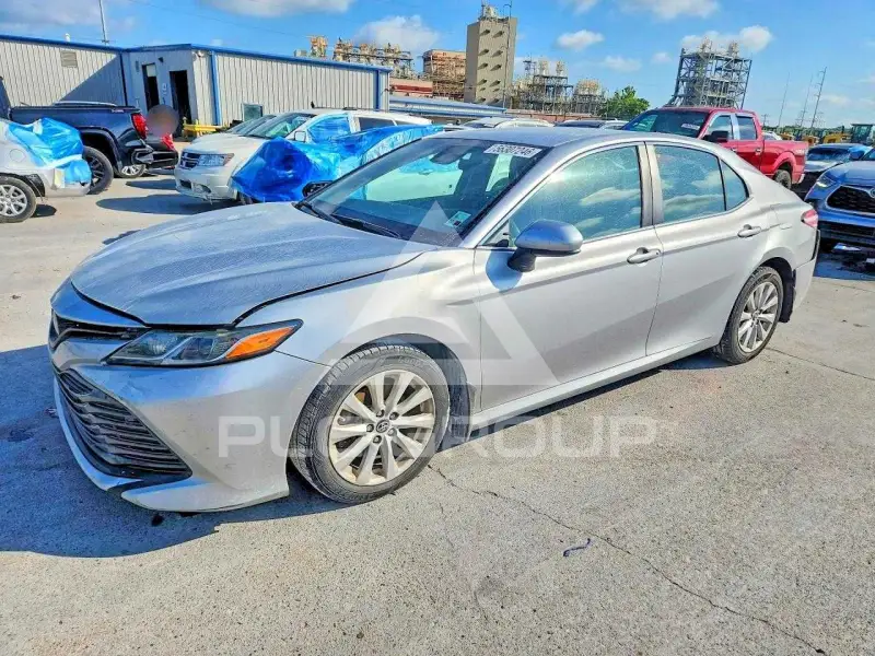 2018 Toyota CAMRY фото