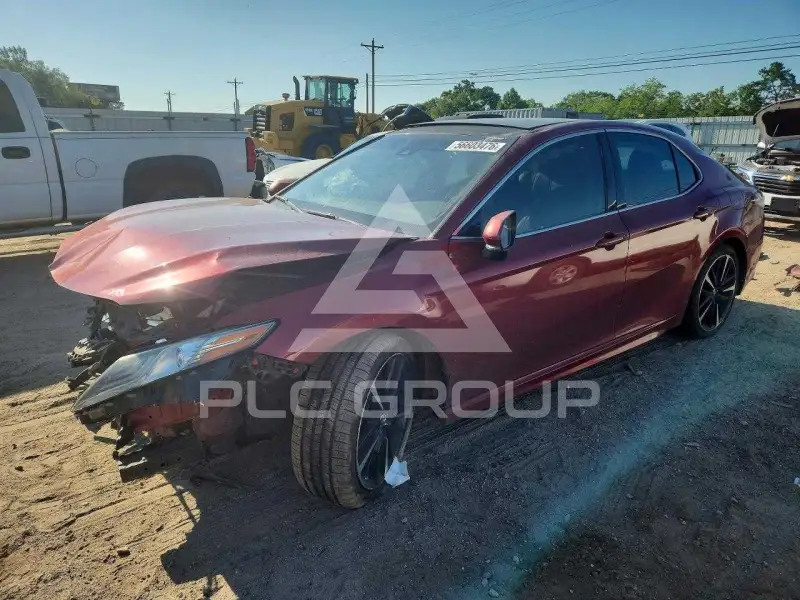 2018 Toyota CAMRY фото