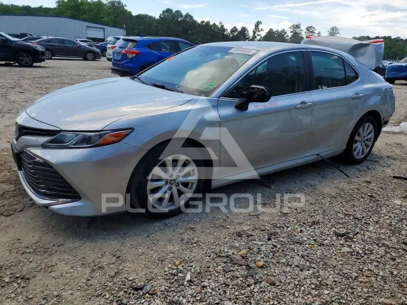 2018 Toyota CAMRY фото