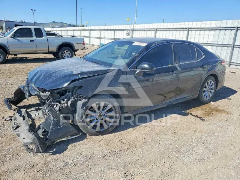 2018 Toyota CAMRY photo