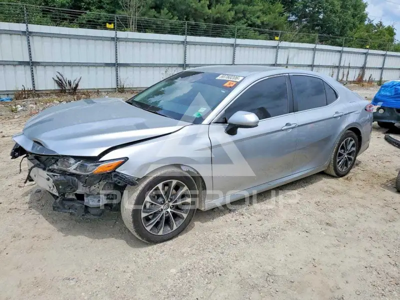 2018 Toyota CAMRY фото