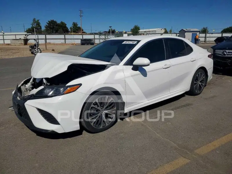2018 Toyota CAMRY фото