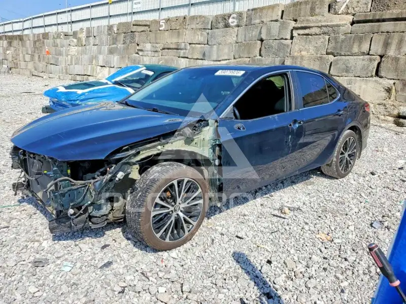 2018 Toyota CAMRY фото