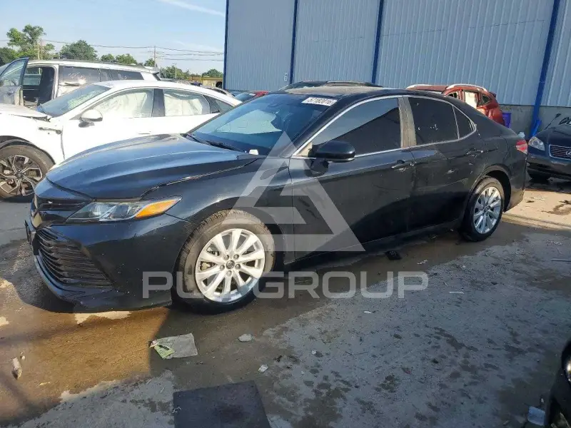 2018 Toyota CAMRY фото