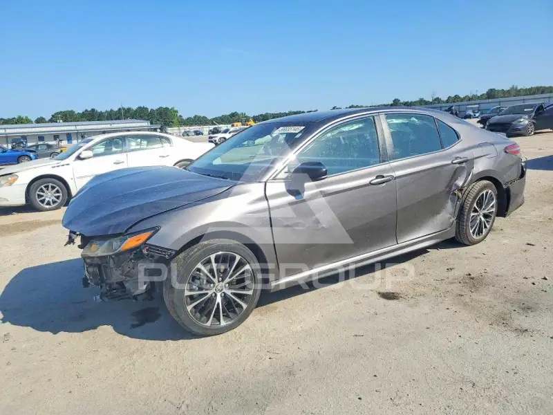 2018 Toyota CAMRY фото