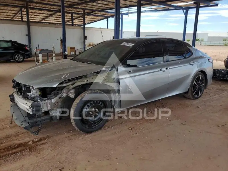 2018 Toyota CAMRY фото