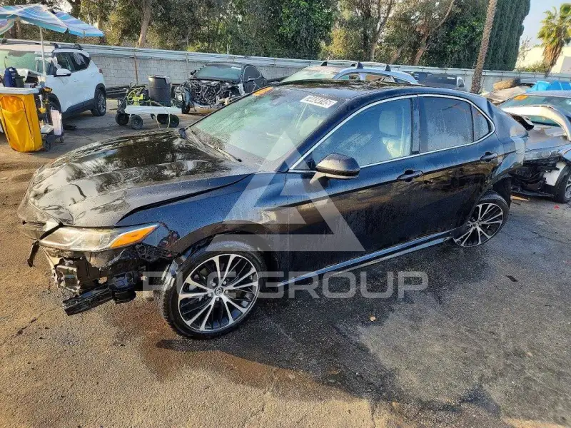 2018 Toyota CAMRY фото