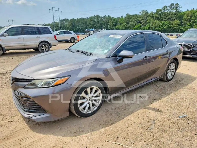 2018 Toyota CAMRY фото