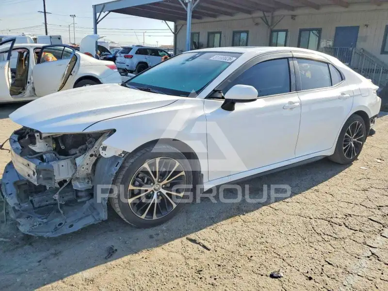 2018 Toyota CAMRY photo