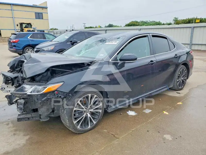 2018 Toyota CAMRY фото