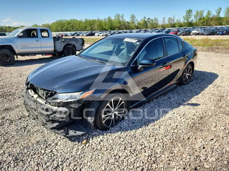 2018 Toyota CAMRY photo