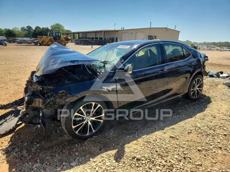 2018 Toyota CAMRY фото