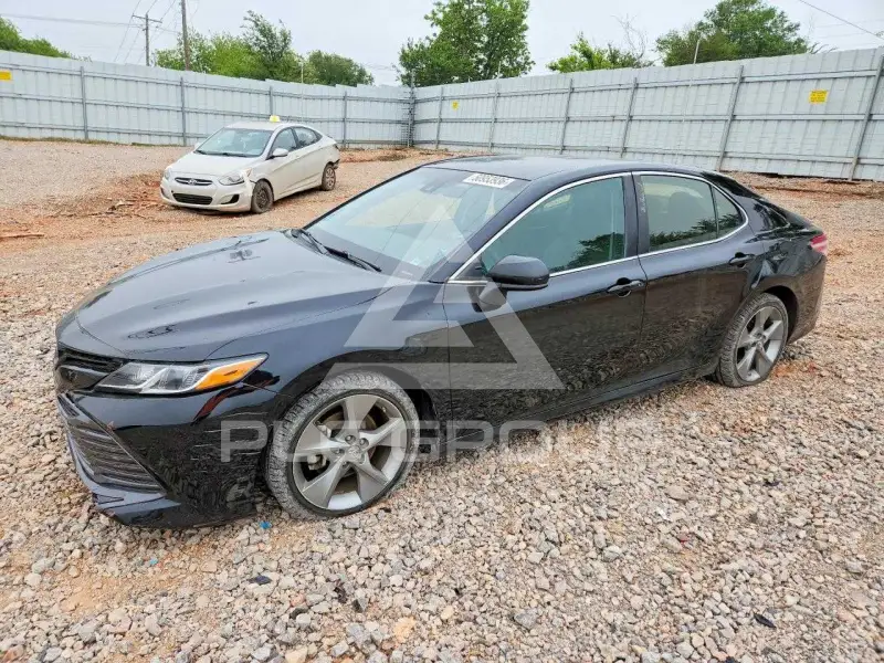 2018 Toyota CAMRY фото
