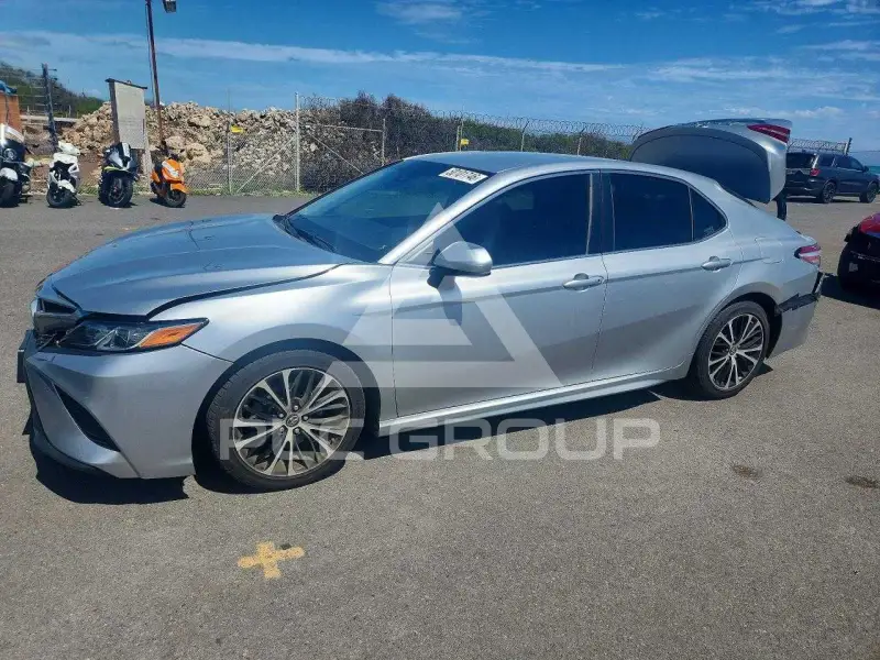 2018 Toyota CAMRY фото