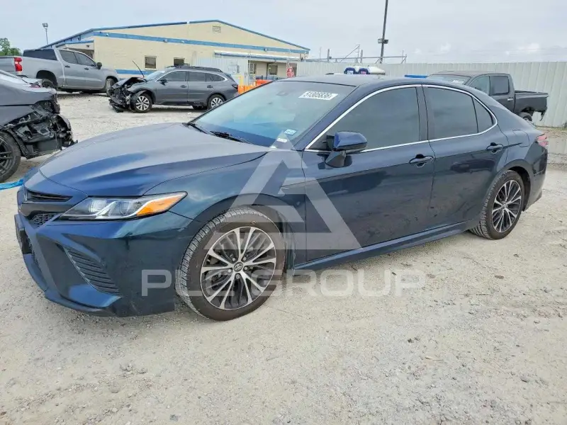 2018 Toyota CAMRY фото