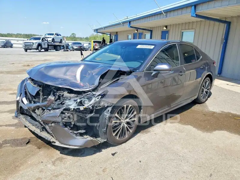 2018 Toyota CAMRY фото