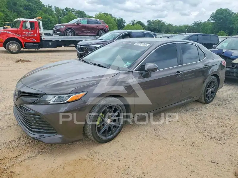 2018 Toyota CAMRY фото