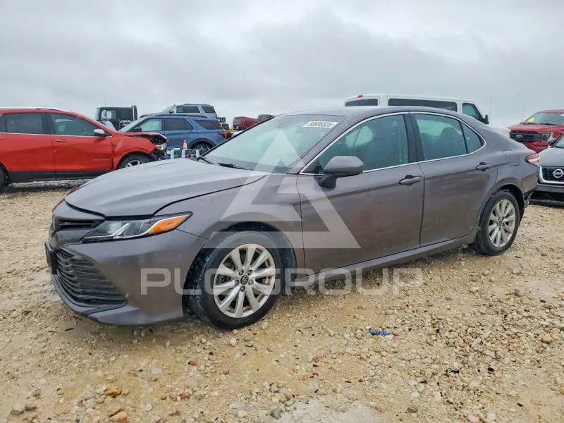 2018 Toyota CAMRY фото
