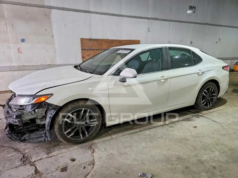 2018 Toyota CAMRY фото