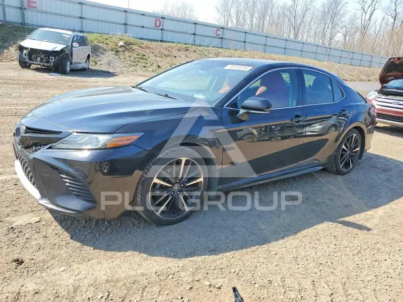 2018 Toyota CAMRY фото