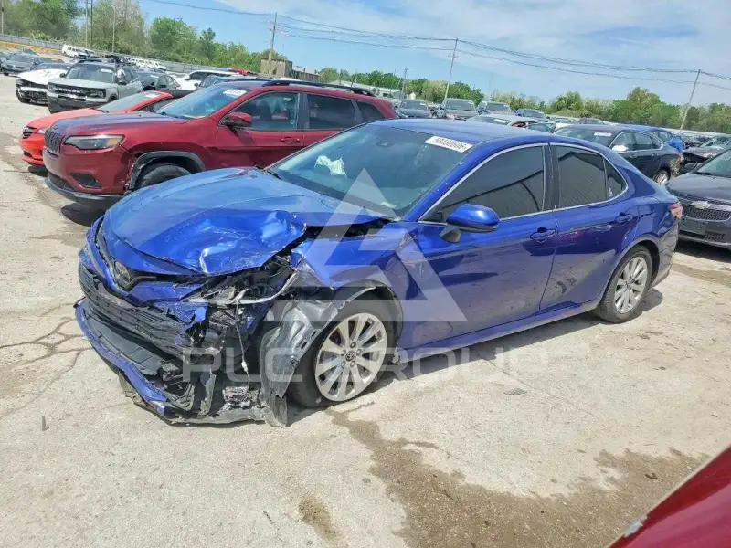 2018 Toyota CAMRY фото