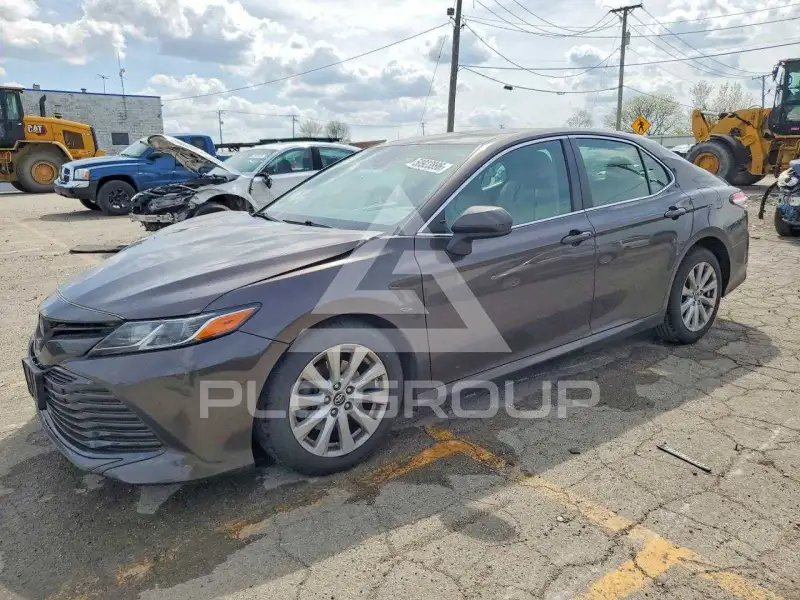 2018 Toyota CAMRY фото