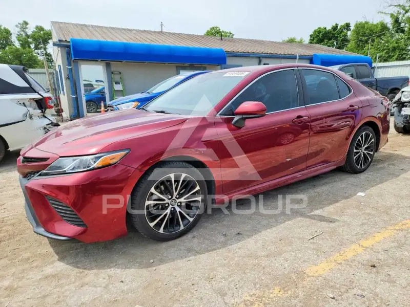 2018 Toyota CAMRY фото