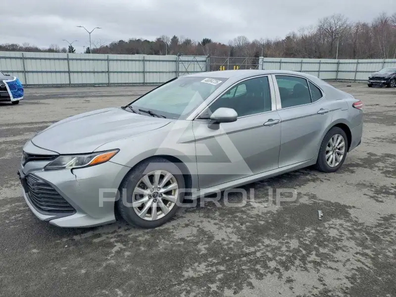 2018 Toyota CAMRY фото