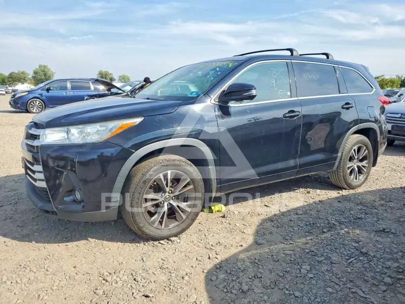 2018 Toyota Highlander фото