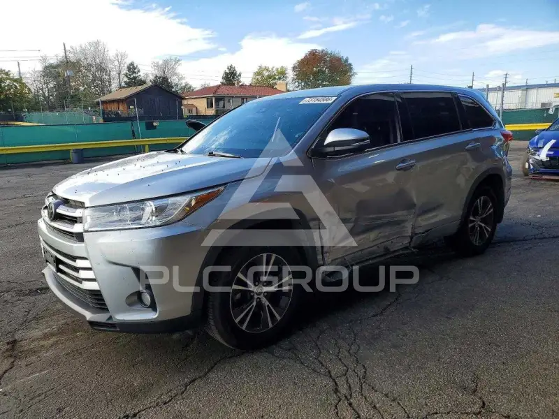 2018 Toyota Highlander фото