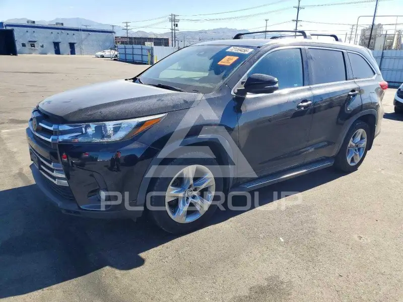 2018 Toyota Highlander фото