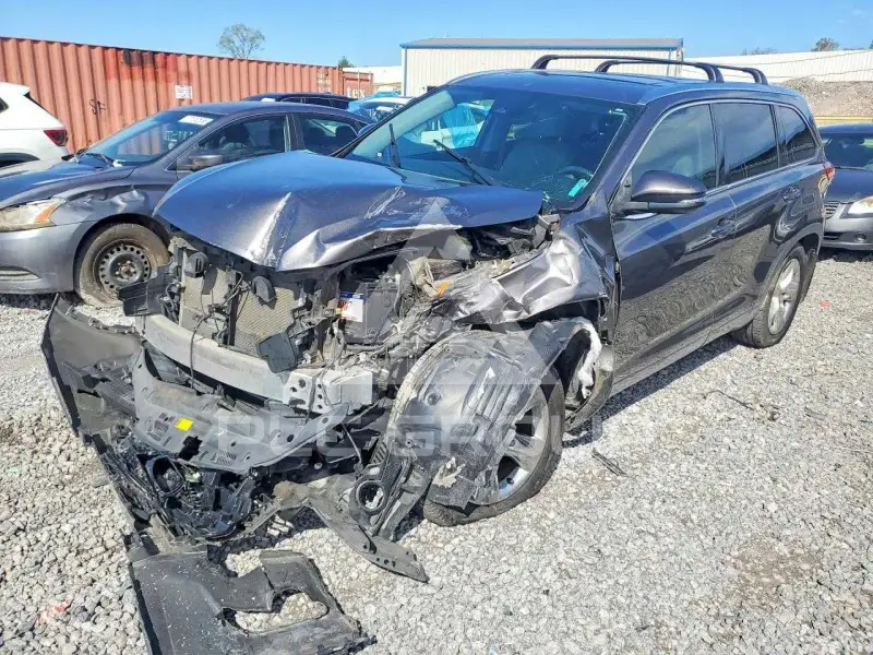 2018 Toyota Highlander photo