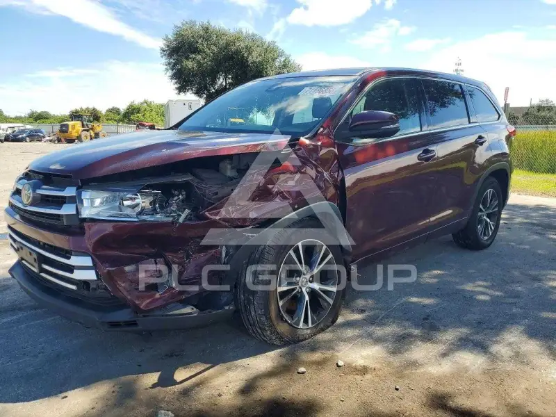 2018 Toyota Highlander фото