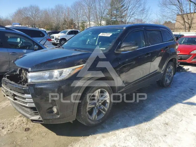 2018 Toyota Highlander photo