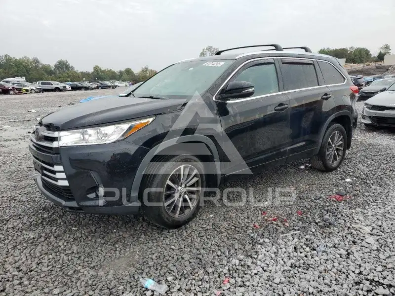 2018 Toyota Highlander фото