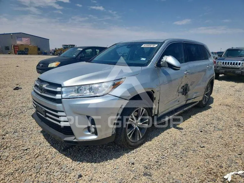 2018 Toyota Highlander фото