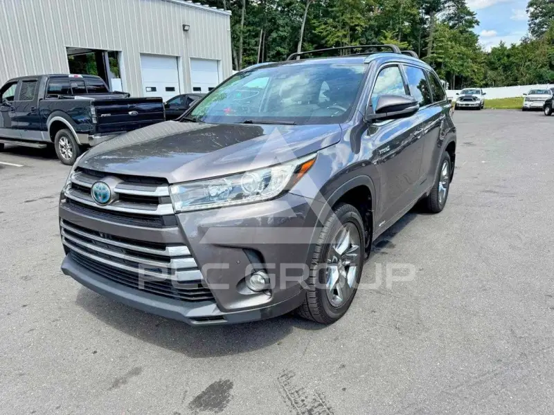 2018 Toyota Highlander фото