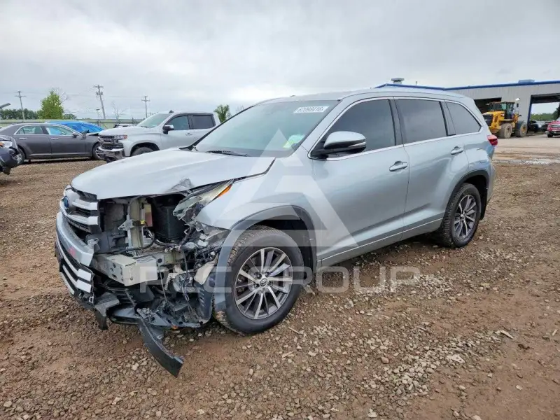 2018 Toyota Highlander фото