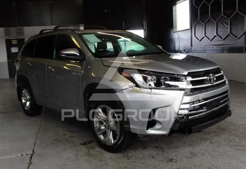 2018 Toyota Highlander photo