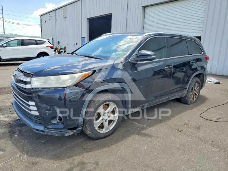 2018 Toyota Highlander фото