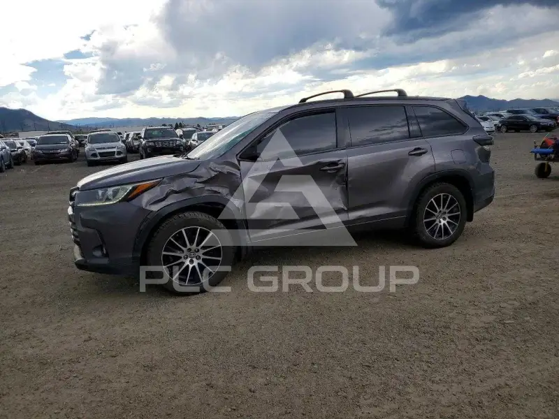 2018 Toyota Highlander фото